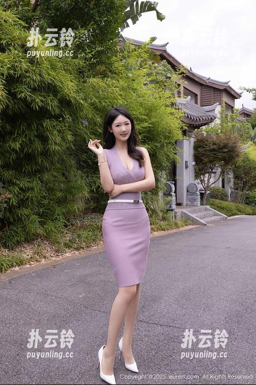 秀人网 - 周井空的旅拍合集：心在旅行，腿却懒惰得不想动～