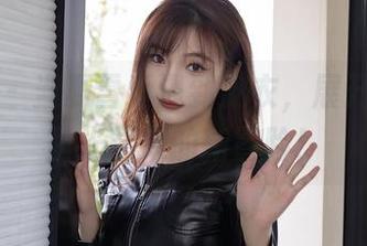秀人网 - 当夏雪爱遇到皮衣，展开一场无圣光图集的新冒险！