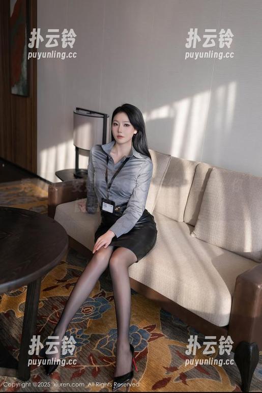 秀人网 - 安妮Tess的吊带作品更新：你能想象它有多轻吗？