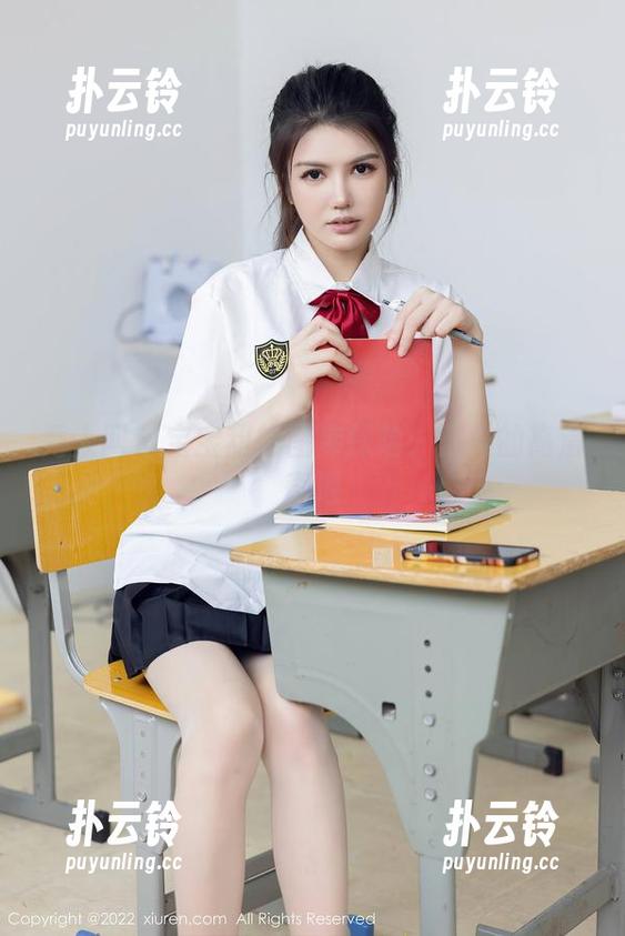秀人网 - 宝宝甜的图库探险：温柔的高清奇遇