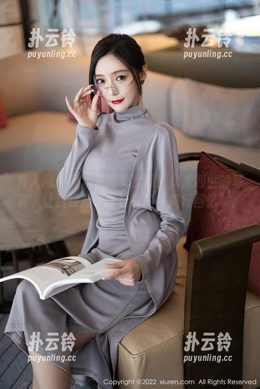 秀人网 - 网盘里的兔女郎：抖娘利世的写真，让我唤起了年轻时的“美好回忆”。