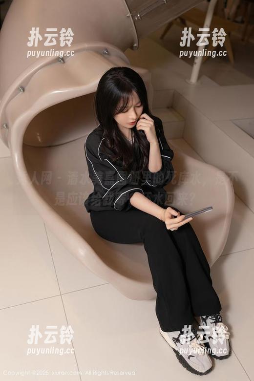 秀人网 - 清水美嘉图册里的死库水，是不是应该给我寄一杯水回来？