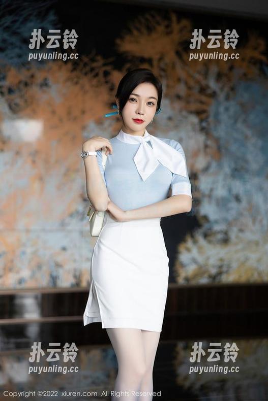 秀人网 - 糖糖女友写真集，更新好比抽屉里的零食，总想再拿一张！