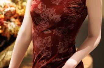 秀人网 - 初恋在哪儿？或许就在菲儿beauty的教室分享图集里！