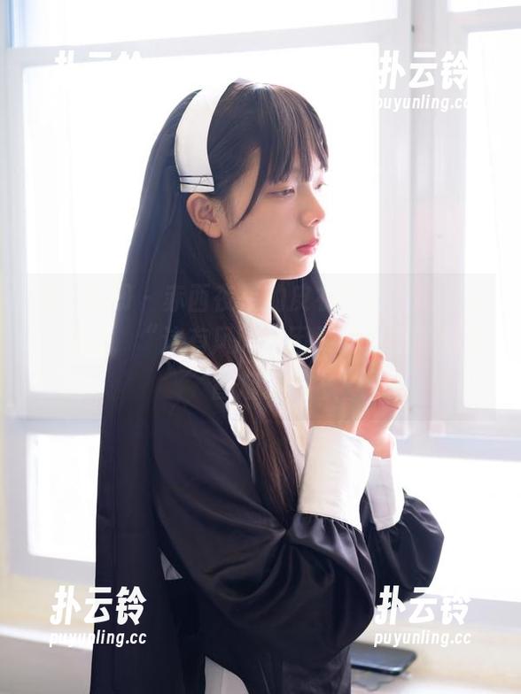 稚乖画册 - 赤西夜夜的皮衣写真，简直让人想问，“这有风吗？因为好似随时都能冒烟。”