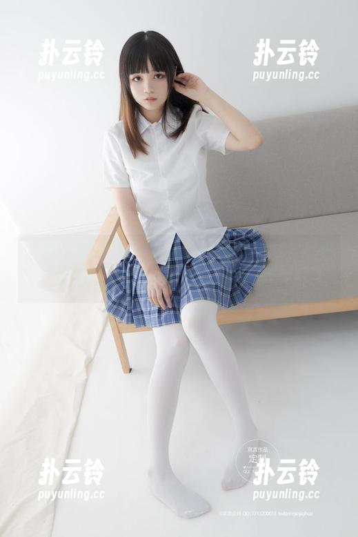 紧急企划 - 看到见希w的免费写真，黑丝皮裙与小恶魔气质搭不上边？！