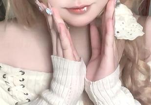 悠然自若的护士——纯爱neko的照片让人心神荡漾