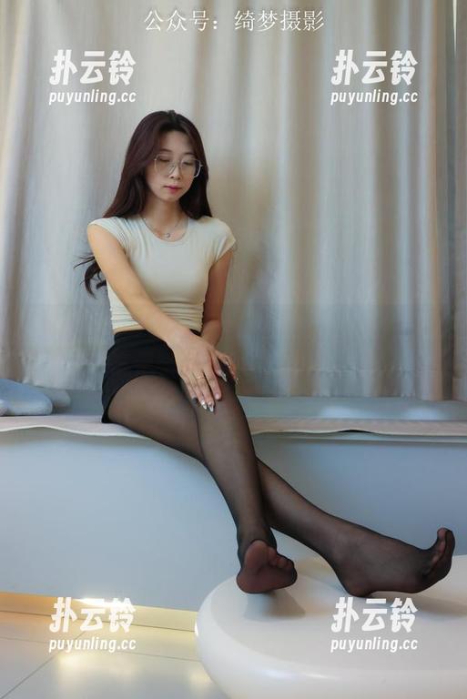 绮梦摄影-小代 绮梦摄影 - 小代的美足套图,分分钟让你忘记手机个别“急事”!