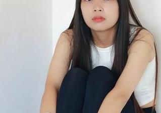 绮梦摄影 - 像被电击！露露的私房美脚图片让我一秒想‘再来一双’！