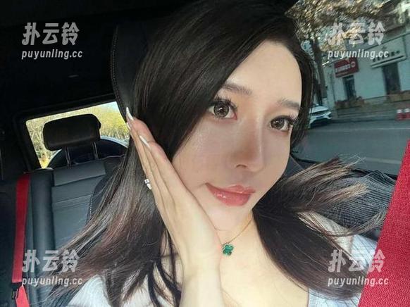 微密圈 - 别说我没提醒你，金希儿的紫色睡袍最新图包，绝对值得一看！