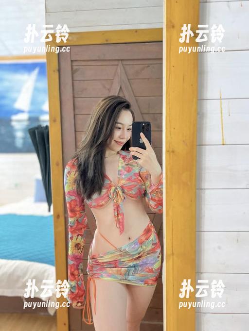 微密圈 - 铁锤姐姐带来的美脚合集，根本无法抗拒，单身都不想下载！